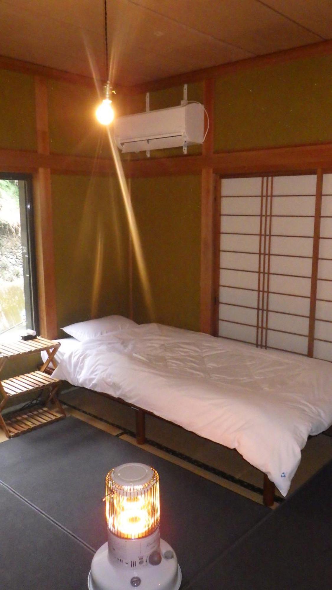 Cosmos Guesthouse มิโยชิ ภายนอก รูปภาพ